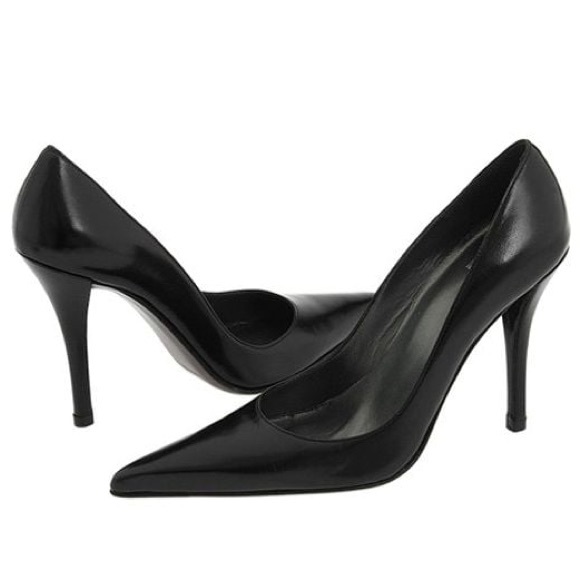 Stuart Weitzman Shoes - Stuart Weitzman Women's Black Fever Pumps